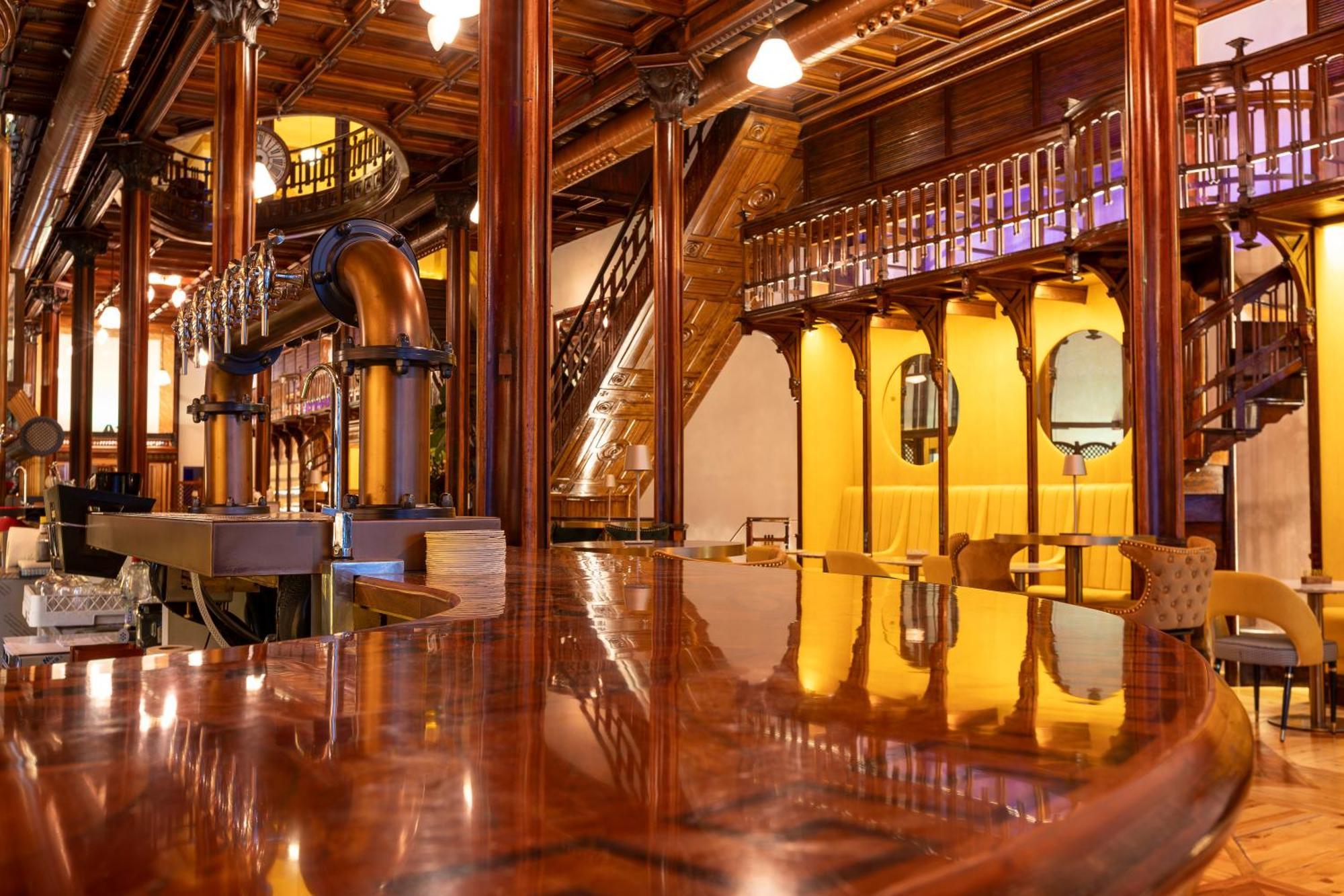 Hotel Las Tres Campanas Бадахос Экстерьер фото