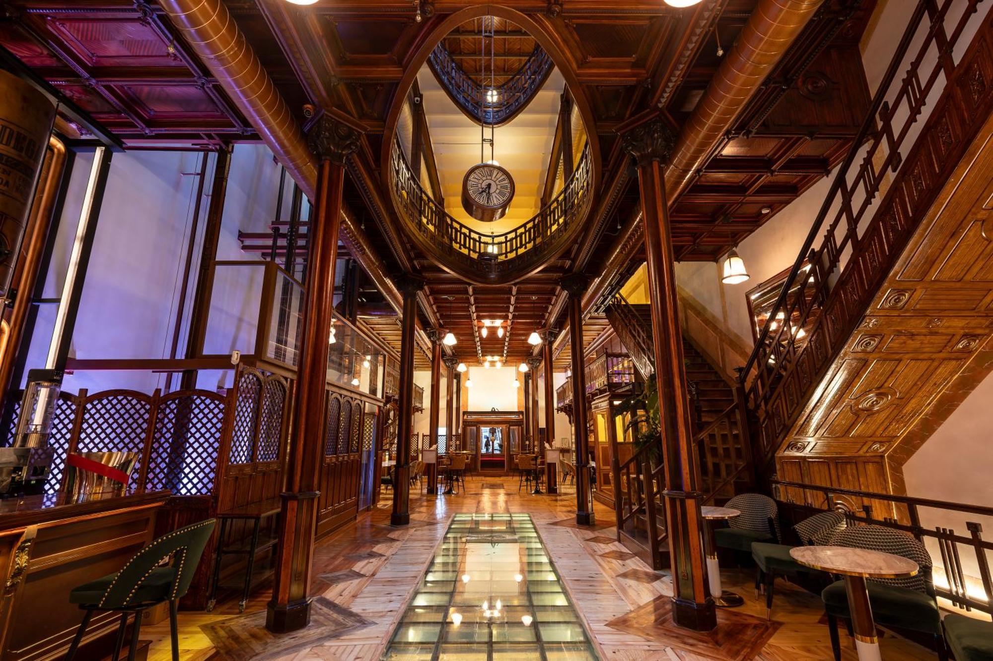 Hotel Las Tres Campanas Бадахос Экстерьер фото